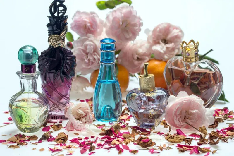 3 propozycje perfum idealnych dla eleganckich kobiet